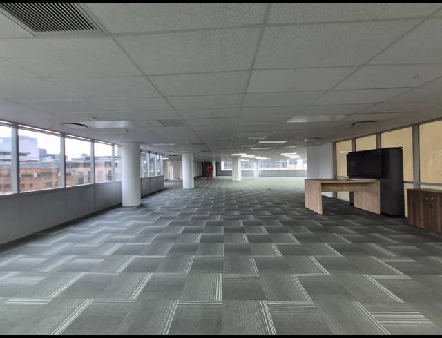 779M² OFFICE TO LET IN SANDTON CENTRAL